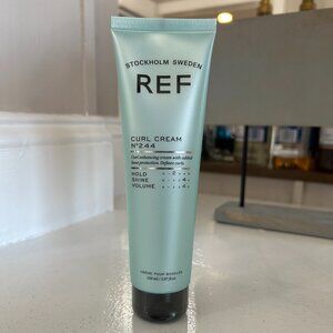 REF Stockholm Curl Cream #244